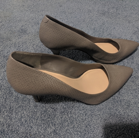BCBGeneration Gray Women's High Heels - Picture 5 of 6